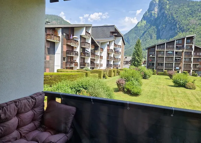 Residence \